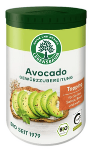 KI generiert: Das Bild zeigt eine Verpackung von Lupinen-Tempeh mit Wildkräutern der Marke Tempehmanufaktur. Die Verpackung hebt die veganen, proteinreichen und traditionell fermentierten Eigenschaften des Produkts hervor.