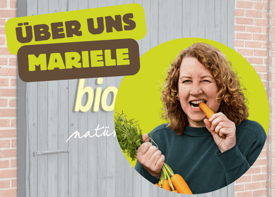 KI generiert: Das Bild zeigt einen Teller mit gebratenem Tofu, Tempeh und frischem Gemüse auf Salatblättern. Darüber steht der Schriftzug "Tofu und Tempeh".