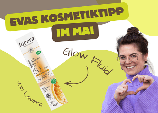 KI generiert: Das Bild zeigt mehrere bunte Saftflaschen auf einem Tisch, umgeben von verschiedenen Früchten wie Kiwis, Orangen und Himbeeren. Oben steht der Text "Die Kraft des Fastens".