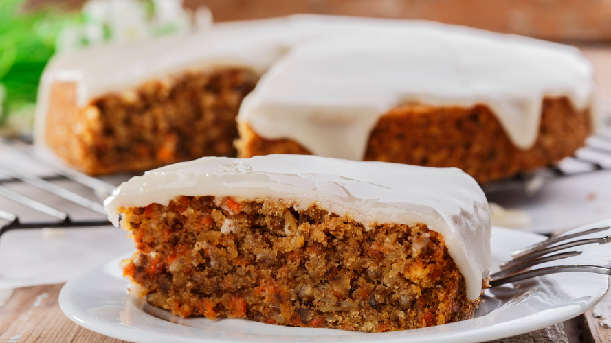 Rezeptbild für Karottenkuchen mit Orangen-Guss