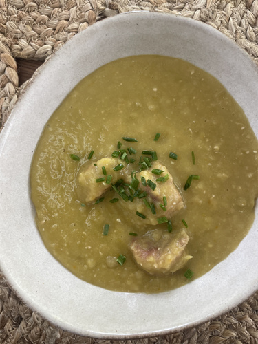 Rezeptbild für Omas klassische Erbsensuppe