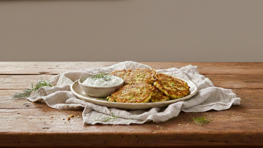 Rezeptbild für Zucchini-Puffer mit Tsatsiki