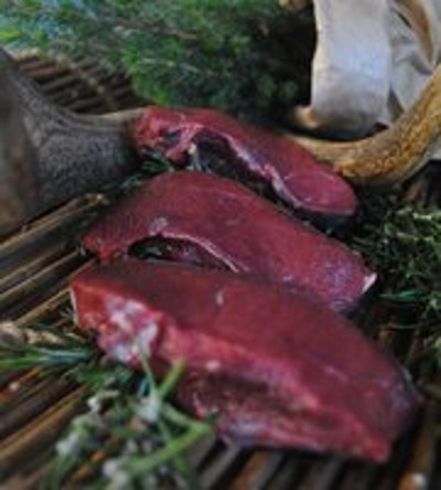Produktfoto zu Hirschmedaillons 4 Stück ca. 400g