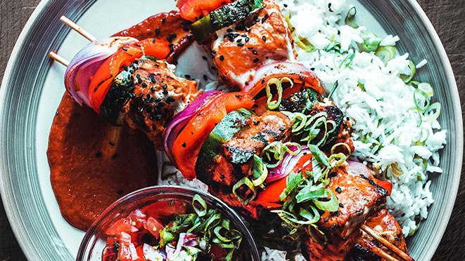 Rezeptbild für Tofu-Gemüsespieße mit Reis